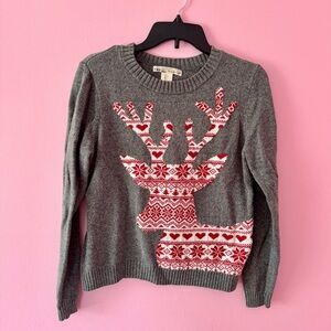 Kaisely Gray and Red Crew Neck Sweater with Festive Design
